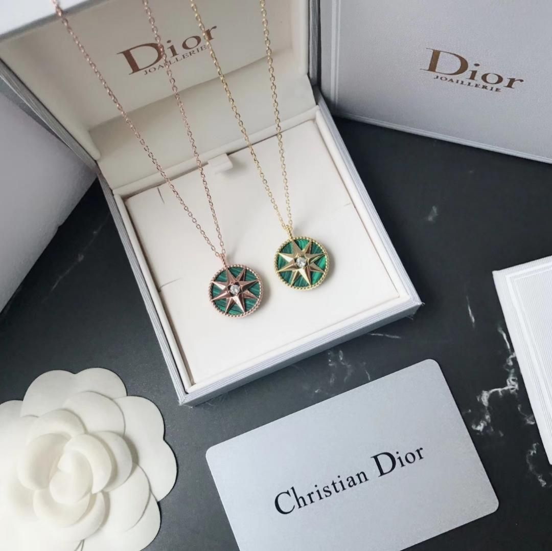 Imitation Christian Dior Rose Des Vents Females Green Eight